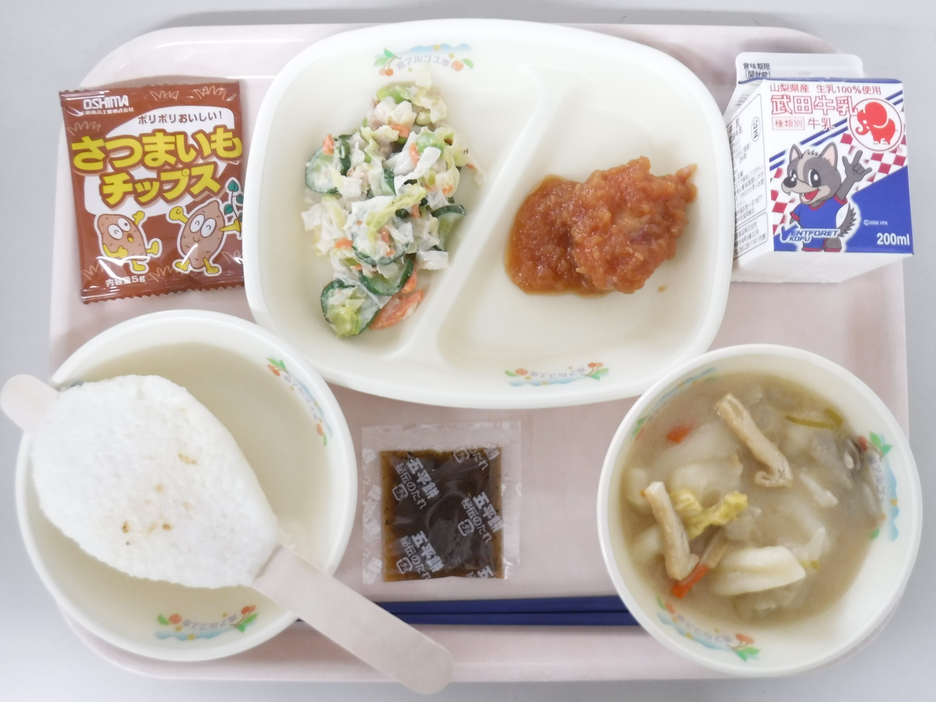 R5.1.27 給食週間 長野県の郷土料理や食べ物.JPG