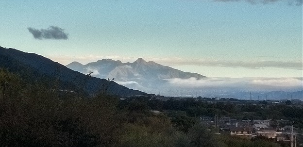 65 雲海の向こうの八ヶ岳.jpg