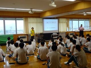 甲西中 人権教室1.JPG