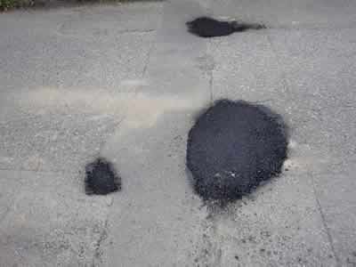 作業後の道路の穴の写真